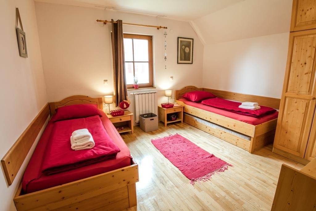 Apartments Mariborsko Pohorje Hocko Pohorje Bagian luar foto