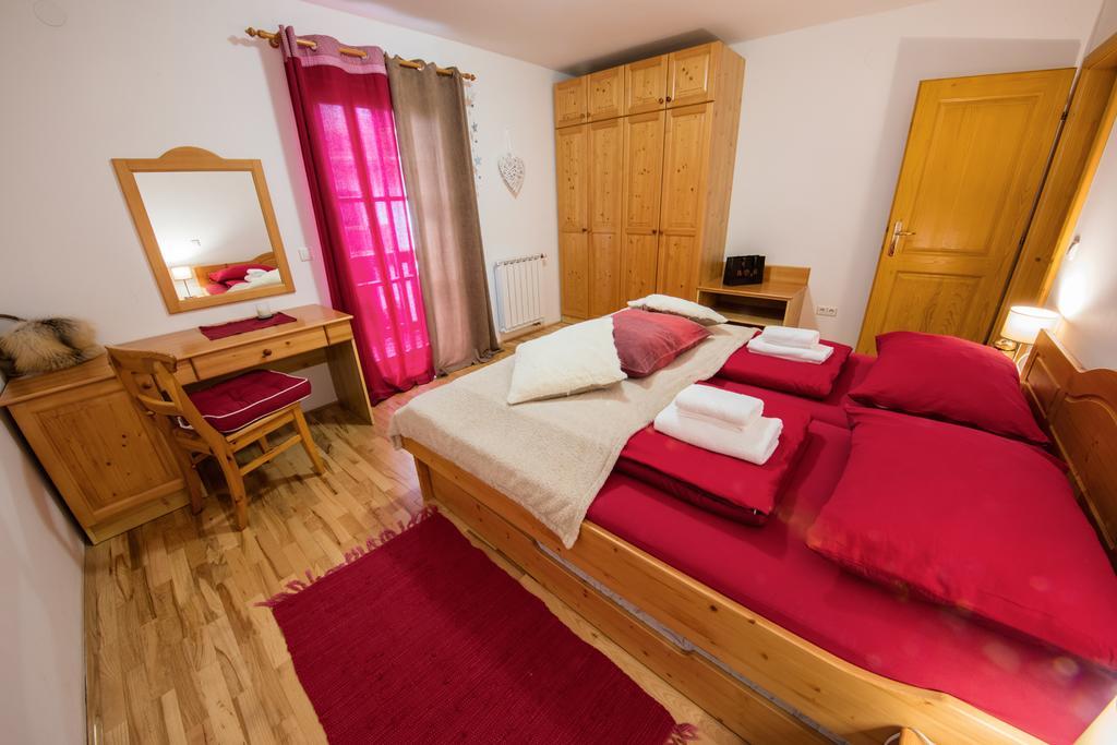 Apartments Mariborsko Pohorje Hocko Pohorje Bagian luar foto